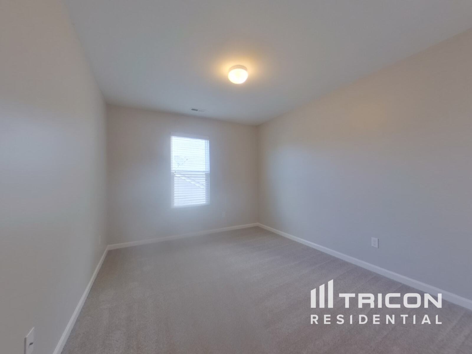 Building Photo - 4425 Fawnbrook Ave SW