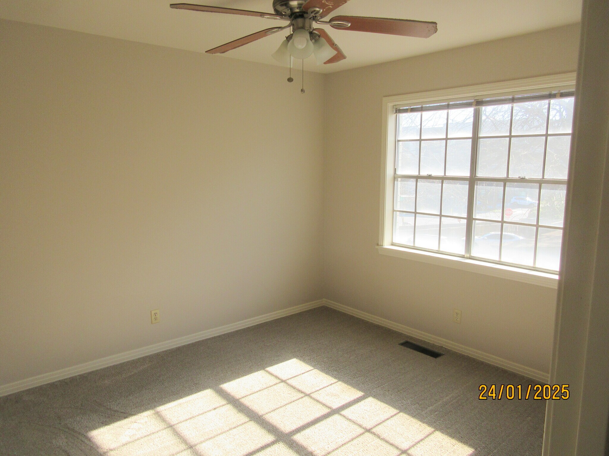 Bedroom - 511 Chickadee Dr