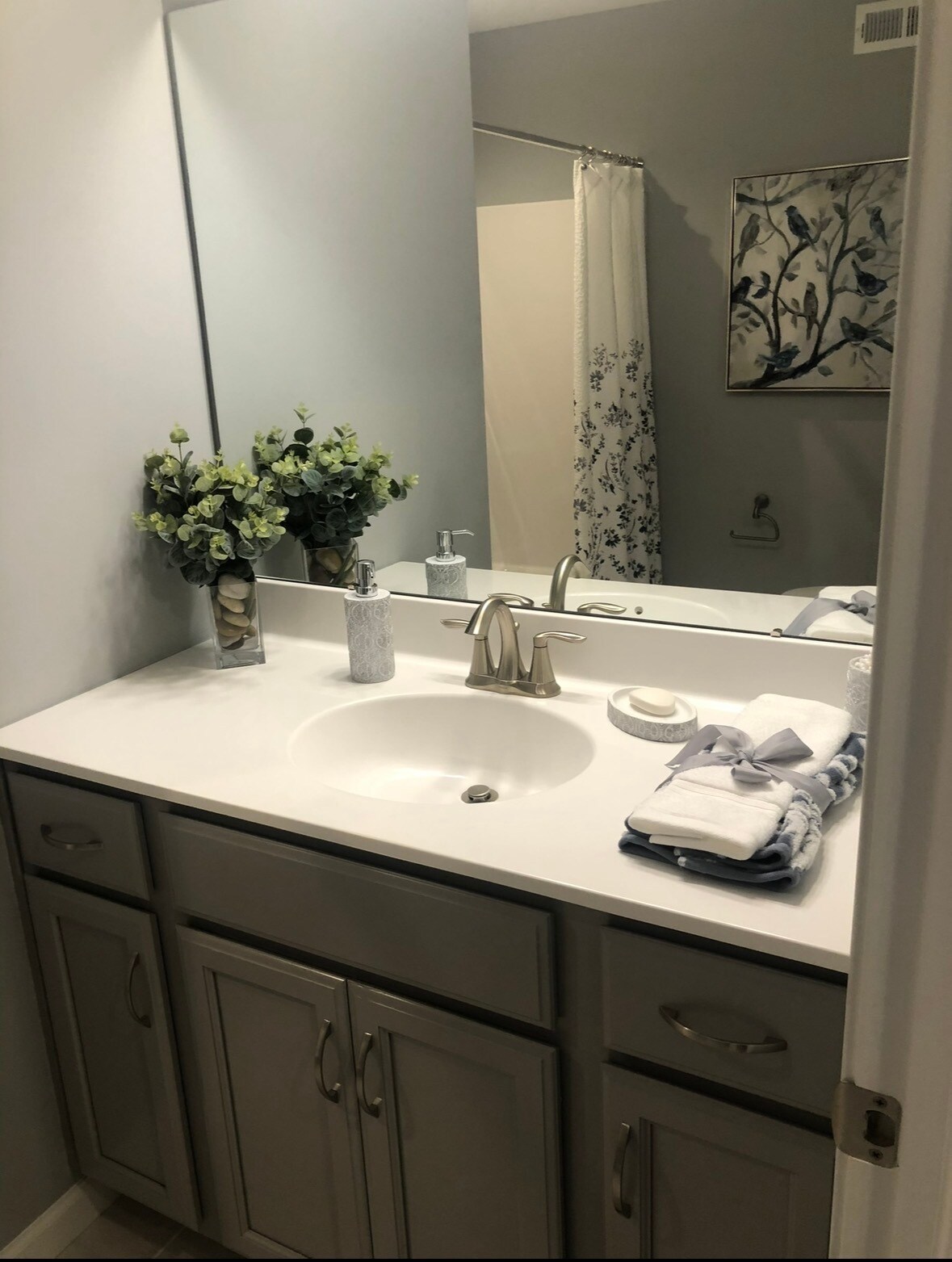 Building Photo - 314 Ridgewood Dr