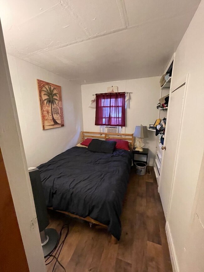 Building Photo - Adabell Properties