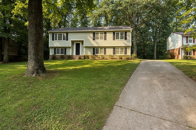 Building Photo - 110 Charolais Trail