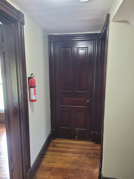 Building Photo - 1795 New Hope and Crimora Rd