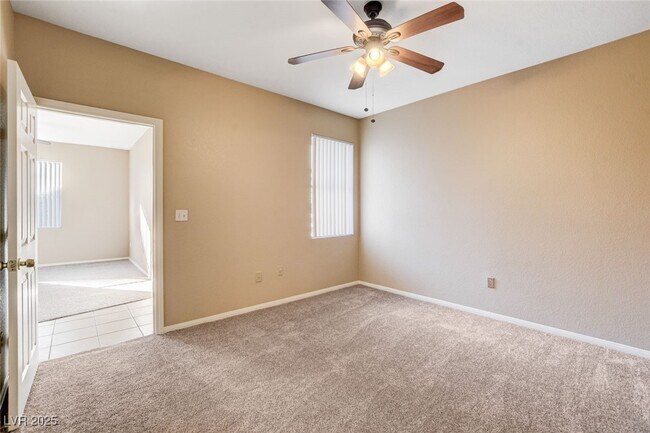 Building Photo - 6955 N Durango Dr