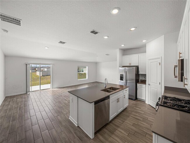 Building Photo - 34575 Shellback St
