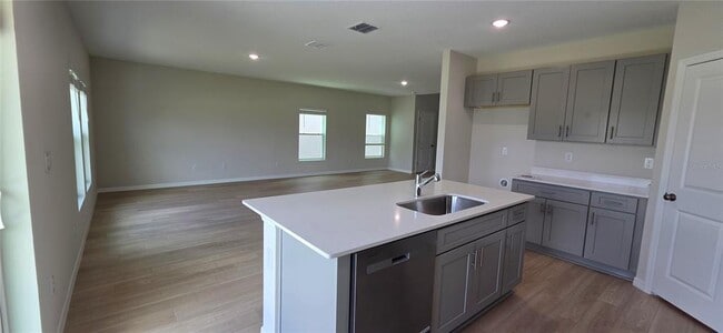 Building Photo - 36645 Sagemoor Dr