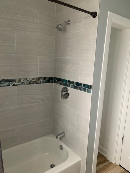 Building Photo - 7918 S Wood St