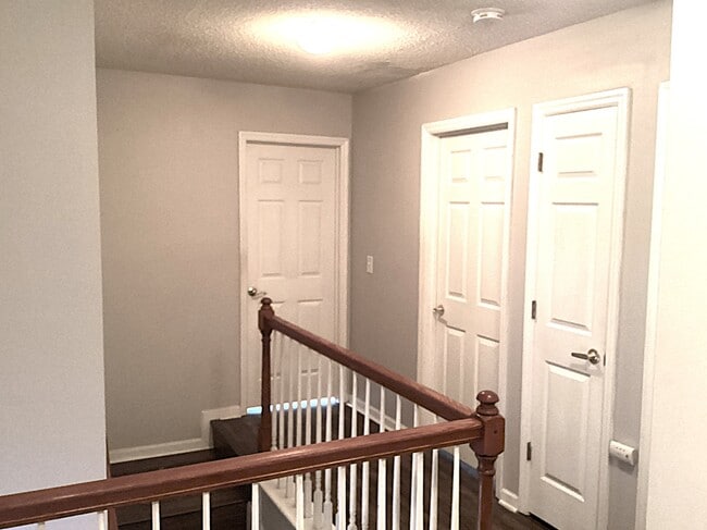 Building Photo - 5440 Rock Creek Ct