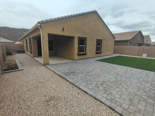 Building Photo - 10075 N Sand Sage Trail