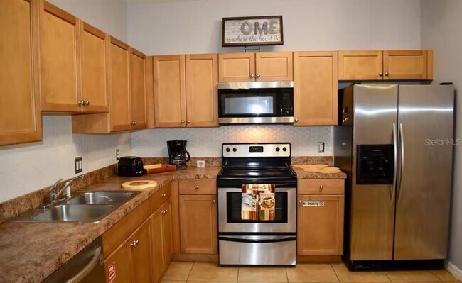 Building Photo - 3133 Sun Lake Ct