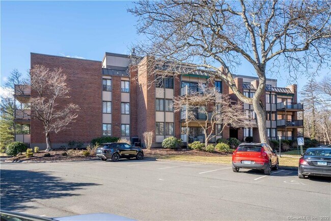 Building Photo - 795 Prospect Ave