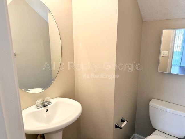 Building Photo - 2304 Bigwood Trail