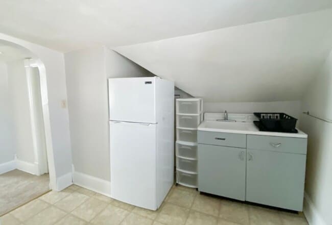 Building Photo - Italian Estates Property Management