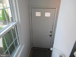 Building Photo - 7 Lumber Jack Cir