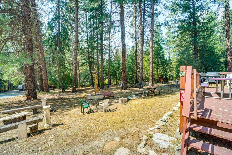 Building Photo - 16934 Tyee Dr