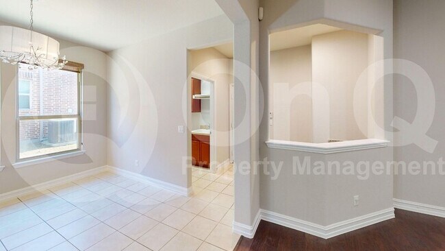 Building Photo - 1055 Enchanted Rock Dr