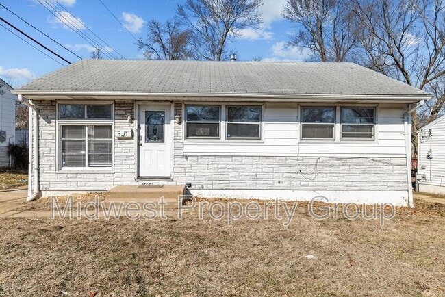 Building Photo - 405 Cameron Rd