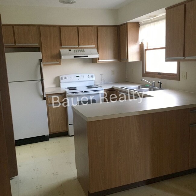 Building Photo - gj1255