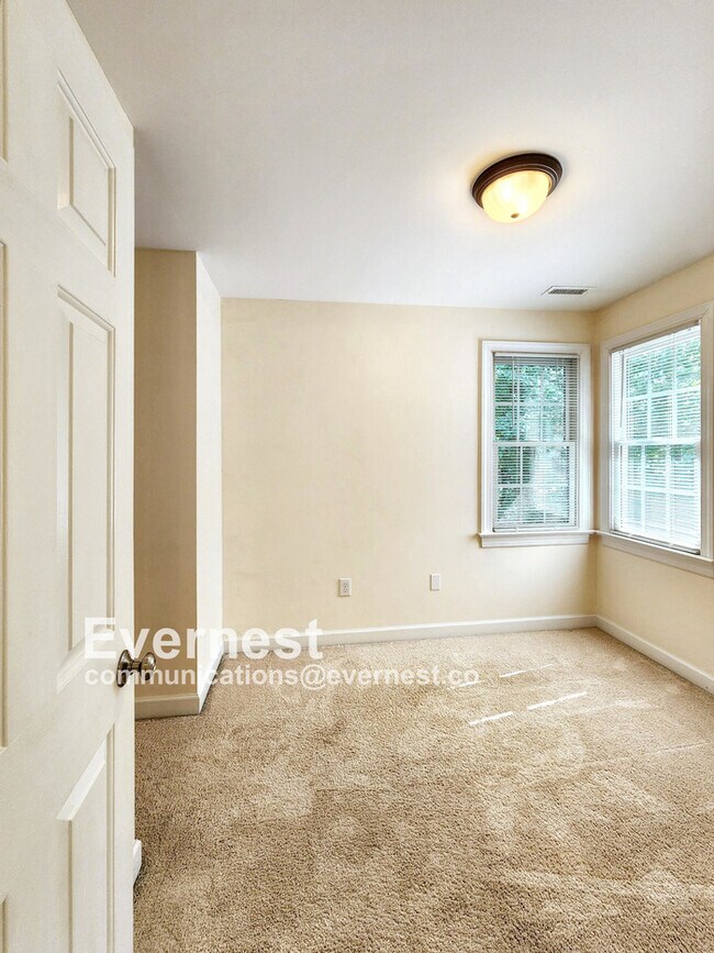 Building Photo - 617 Scotts Ridge Trail