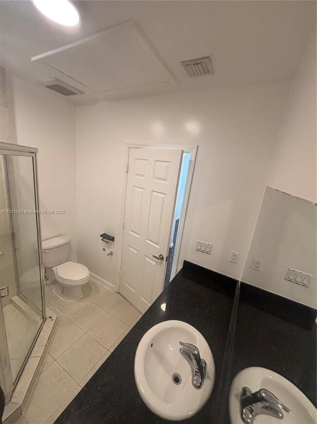 Building Photo - 820 NW 2nd Ave