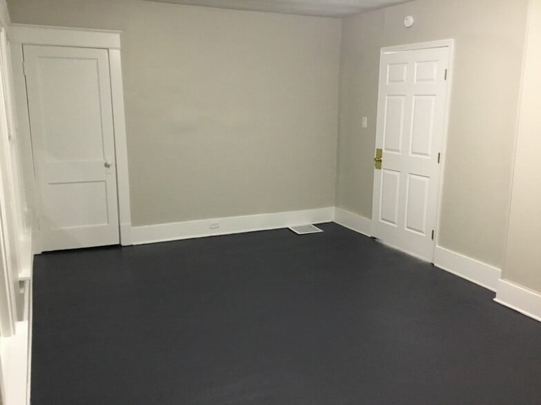 Building Photo - 2801 Wayne St