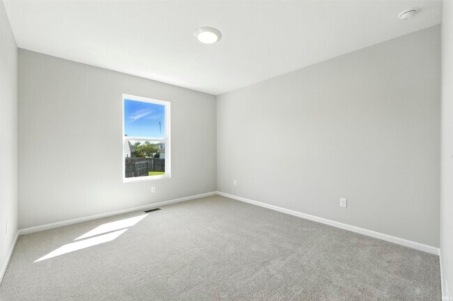 Building Photo - 3599 Canal Square Dr