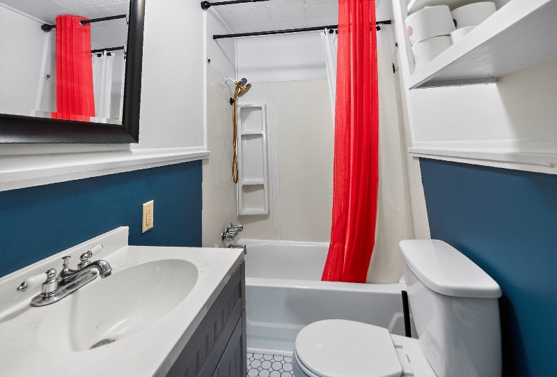 Building Photo - 731 20th St NW