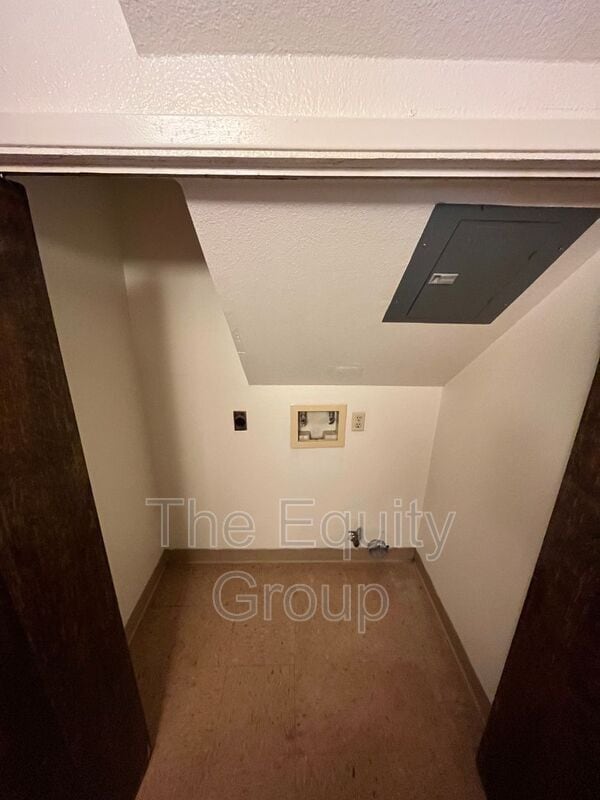 Building Photo - 840 N Williford Dr