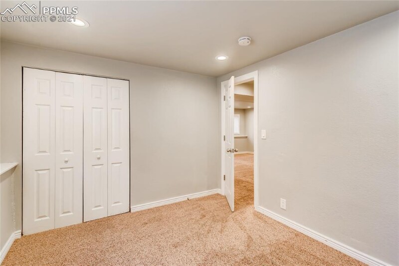 Primary Photo - 3108 Moonbeam Cir S