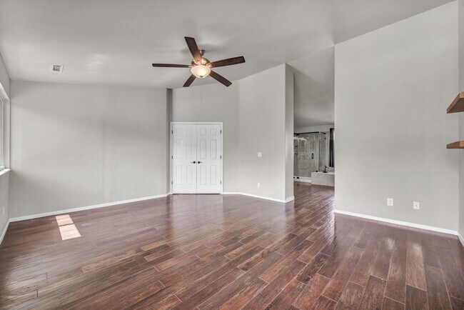 Building Photo - 4360 Great Falls Loop