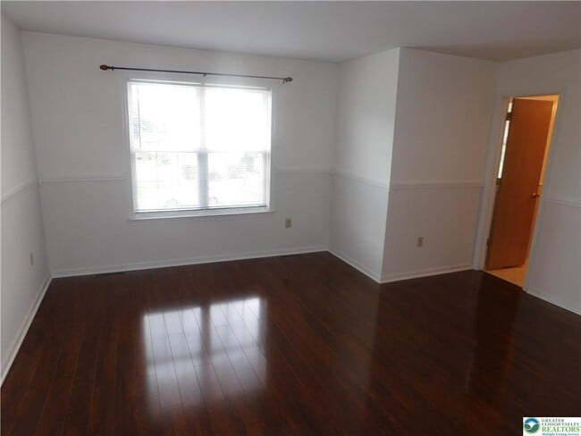 Building Photo - 12 Freedom Terrace
