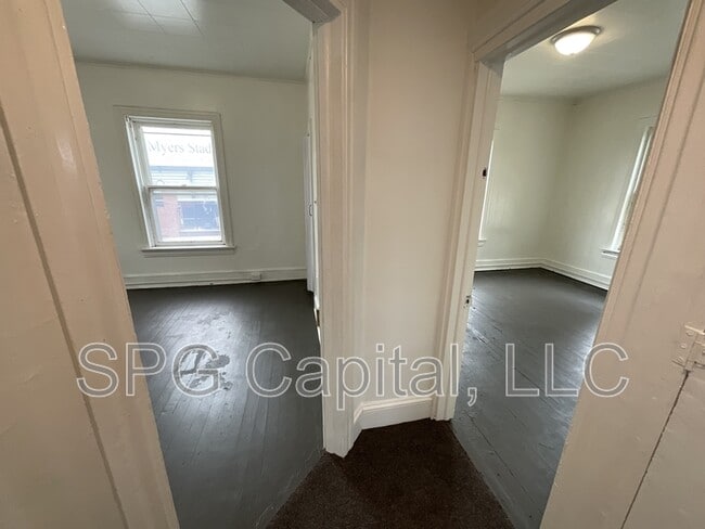 Building Photo - 591 McAllister St