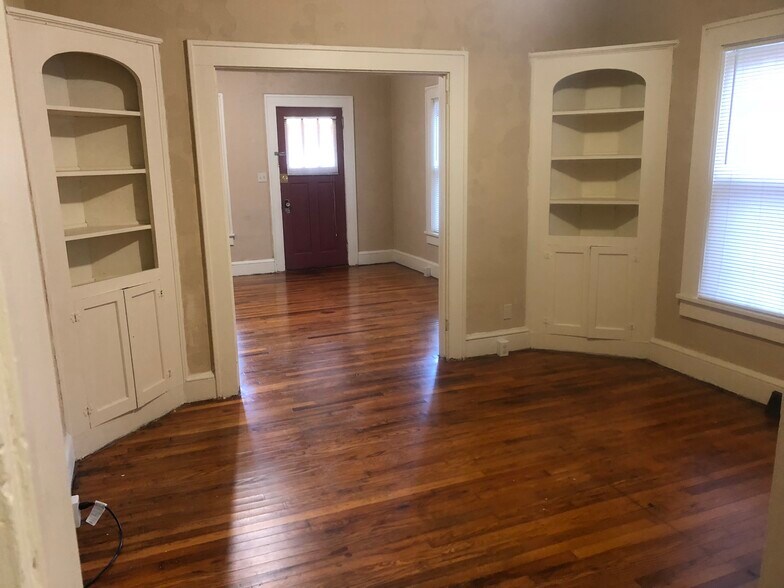 Building Photo - 812 Darlington Way Southwest