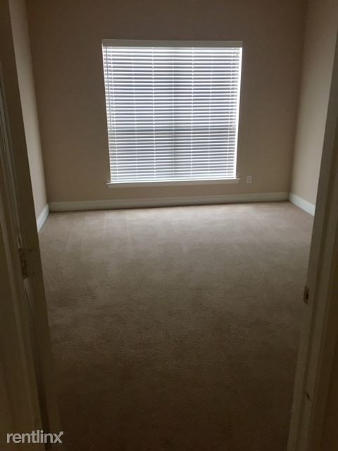 Building Photo - 3 br, 2 bath Condo - 5155 Etta St 2F Unit 2F