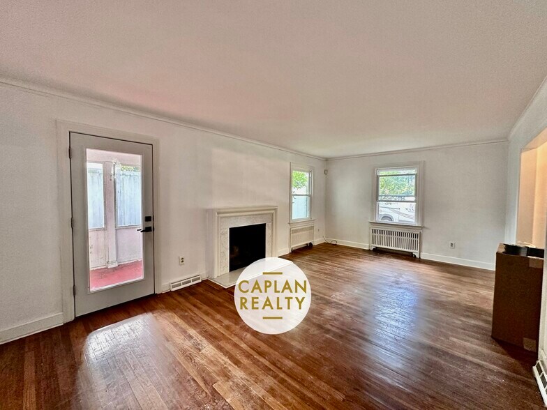 Primary Photo - 505 Bellevue Rd