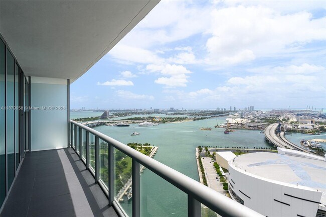 Building Photo - 888 Biscayne Blvd