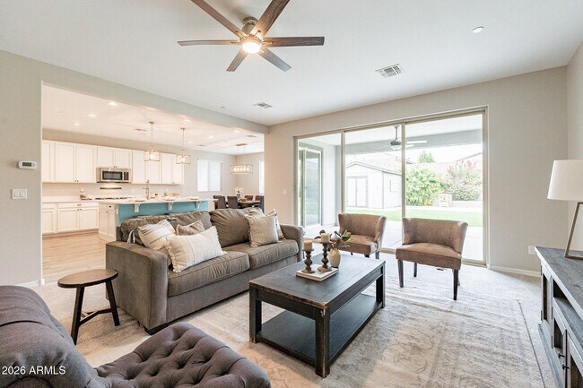 Building Photo - 11628 W Andrew Ln