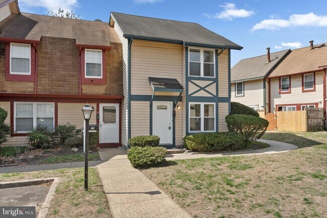 Building Photo - 14 Dover Ct