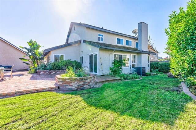 Building Photo - 23 Blazing Star