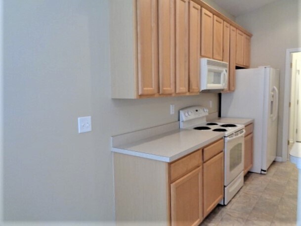 Building Photo - 8003 Moccasin Trail Dr