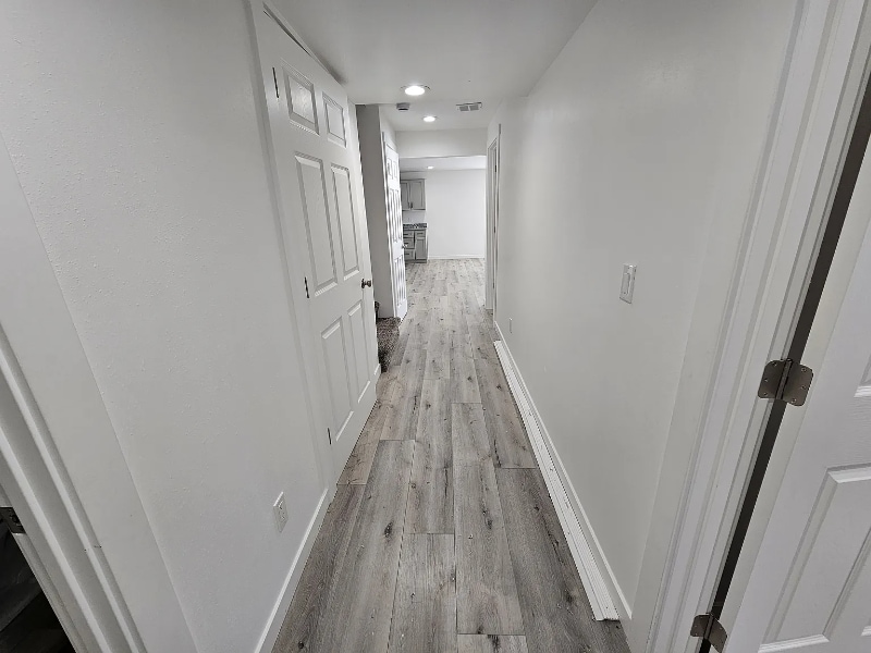 Building Photo - 1691 40 E