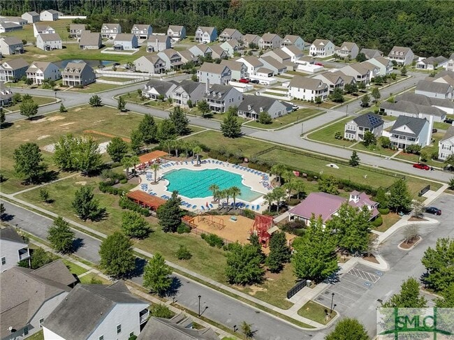 Building Photo - 34 Bushwood Dr
