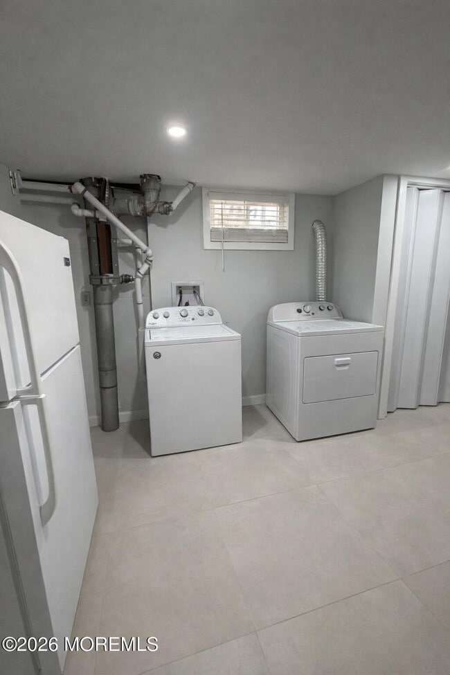 Building Photo - 10 Cambell Ct