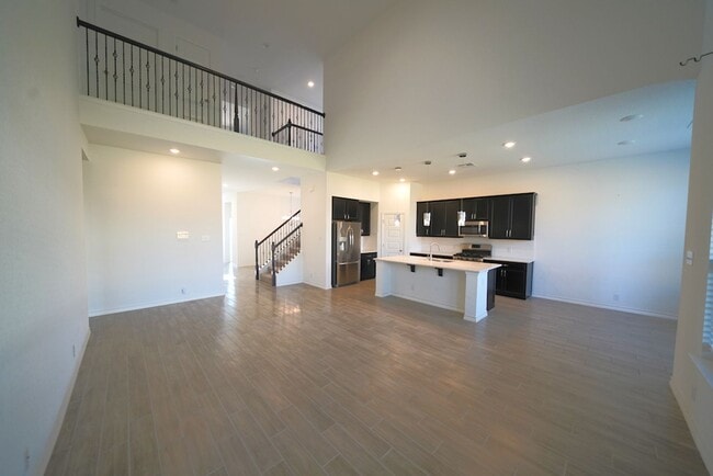Building Photo - Luxury Living in Davis Ranch