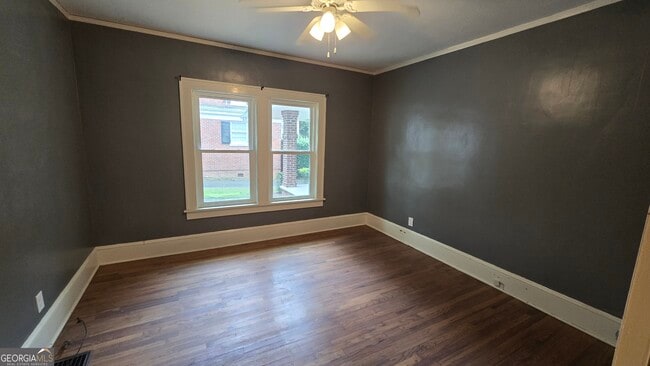 Building Photo - 865 Nottingham Dr