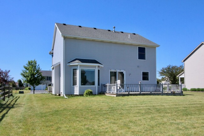 Building Photo - 3 Bedroom House for Rent