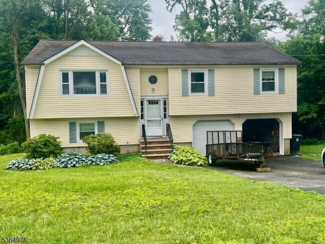 Primary Photo - 16 Kearney Ave