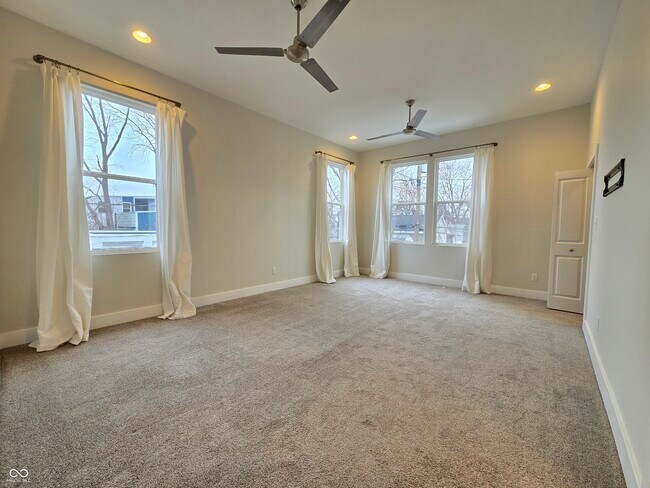 Building Photo - 1226 Cottage Ave