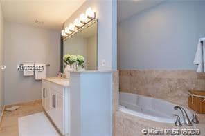 Building Photo - 302 NE 8th Ave