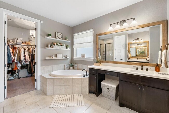 Building Photo - 5834 Casstello Dr