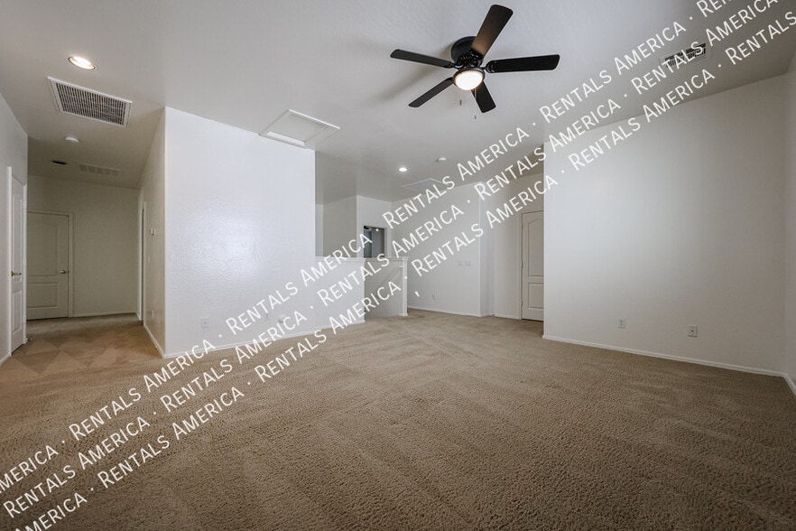 Building Photo - 43608 Caven Dr